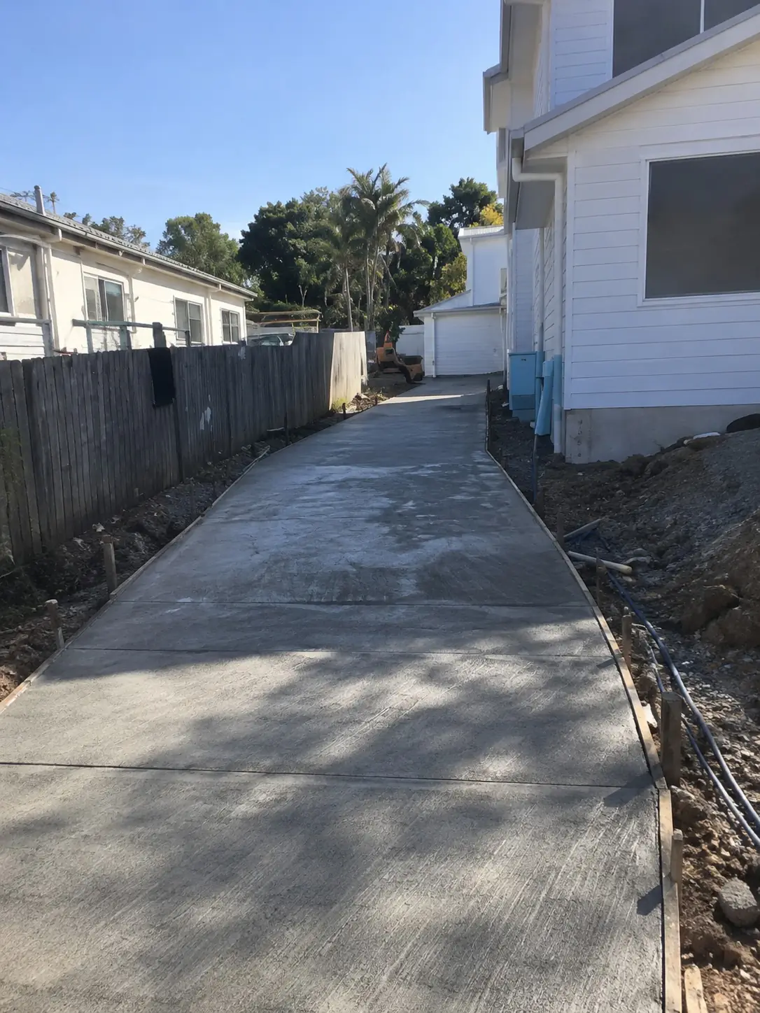Concrete driveways work in Wollongong