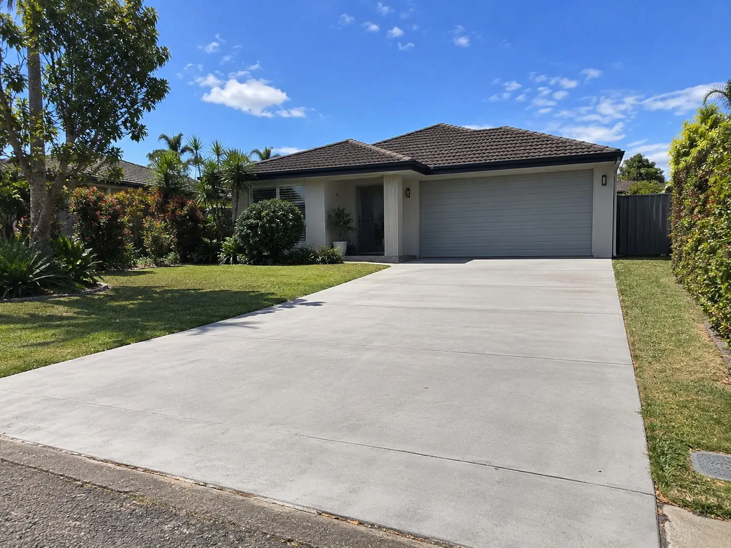 Finished concrete driveway at a home in Mount Pleasant, near Wollongong